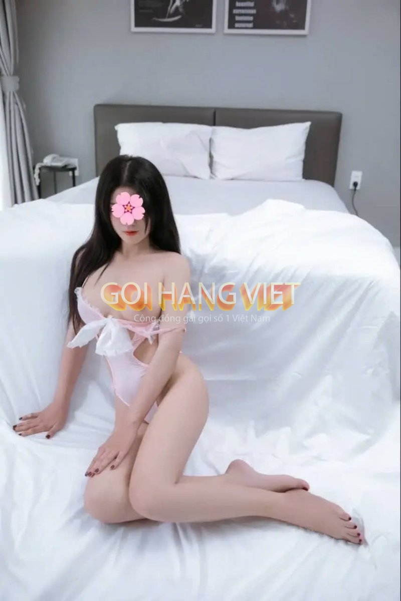 gai goi long bien (1).jpg